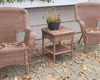 3 pc outdoor wicker furniture