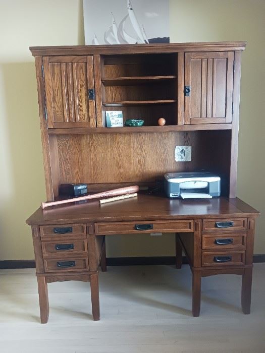 Walter of Wabash desk