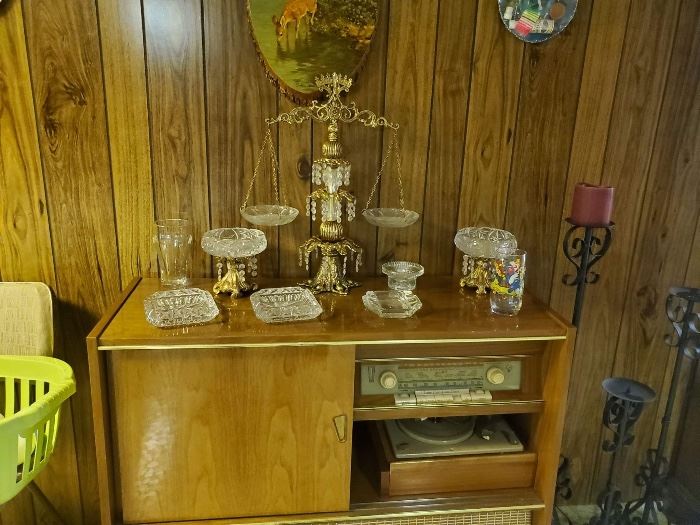 VINTAGE RETRO STEREO BAR ! TOTALLY COOL AND IT WORKS!