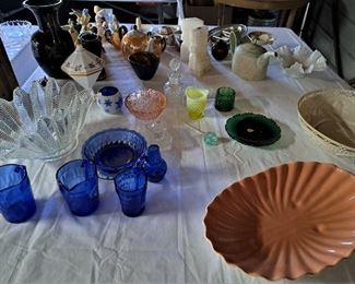 VINTAGE GLASS AND POTTERY