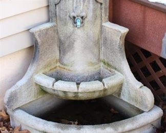 Corner fountain.