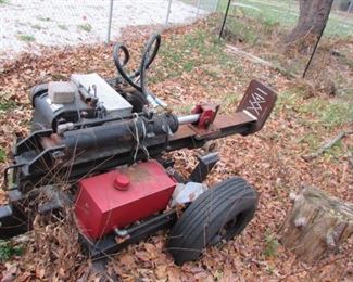 another view of the log splitter