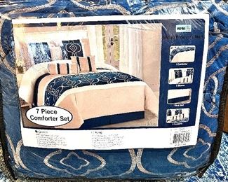 Vanderhoof 7 Piece Comforter Set, new & still in original packaging