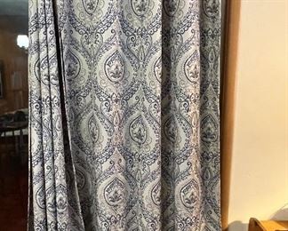 Dark blue on gray patterned drapes, set of 6 with 2 curtain black rods