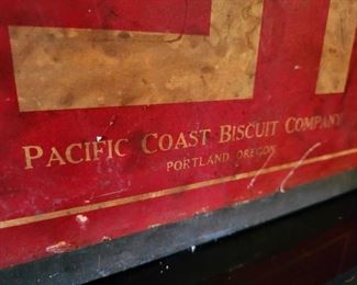 Good Luck symbol Antique Soda Tin, PACIFIC COAST BUSCUIT CO. #26