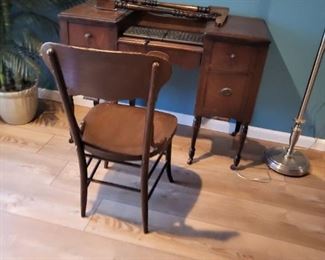 Vintage make-up stand & chair