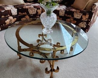Stunning coffee table Buy it Now
$ 95.00