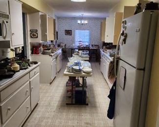 full kitchen
