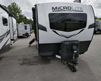 2021 Flagstaff MicroLite Camper