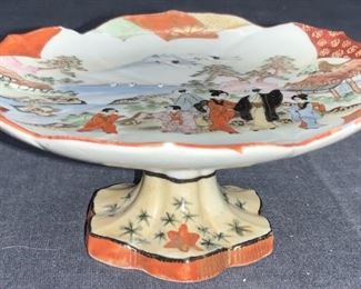 SGD Hand Painted Asian Porcelain Trinket Dish
