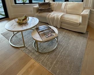 Lovey sofa and tables