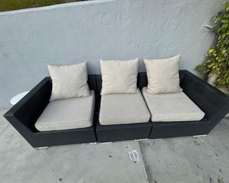 Outdoor 3-seat sofa
