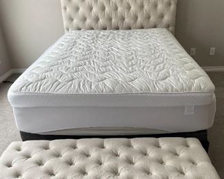 New adjustable Queen bed