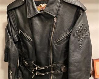 Small Harley leather jacket 