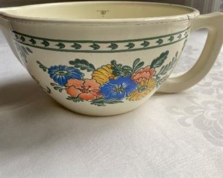 VINTAGE MEASURING CUP