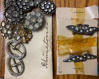 ANTIQUE BUTTONS