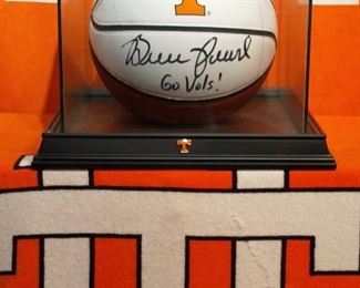 Bruce Pearl signed basket ball
