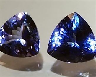 Loose Trillion Shape Gemstones, Believed To Be Tanzanite, Approx .58 g (2.9 ct)