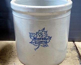 Western Stoneware Lilly Crock
