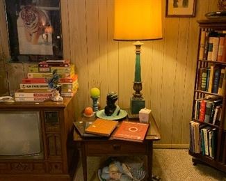Vtg. Lamp, end table , turning book shelf, MCM black and turquoise bust (some damage on bust)
