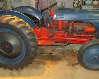 Early Ford 8N Tractor. All tires like new.