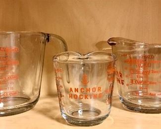 Anchor Hocking Measuring Cups 