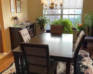 Table, 2 leafs, 6 chairs. $300