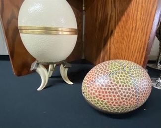 1 Ostrich egg painted art
1 Ostrich egg music box