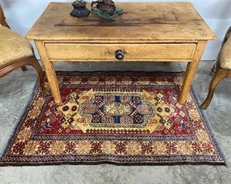 Primitive Side Table with one drawer, beautifully woven rug