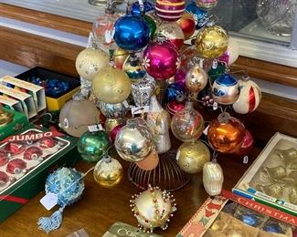 Vintage tree ornaments and lights 