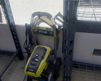 Pressure washer 