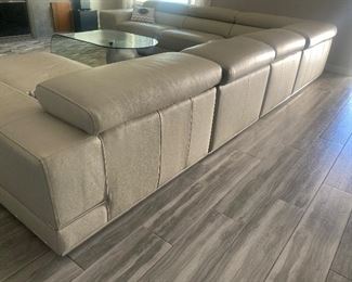 Modani Leather Sectional Sofa 