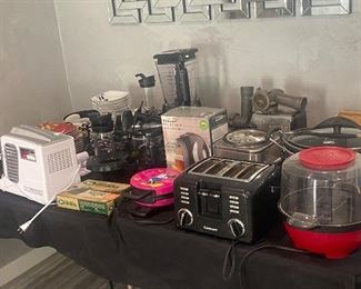 Meet Grinders/ Ninja/ Toaster/ Rice Cooker/ Dishes 