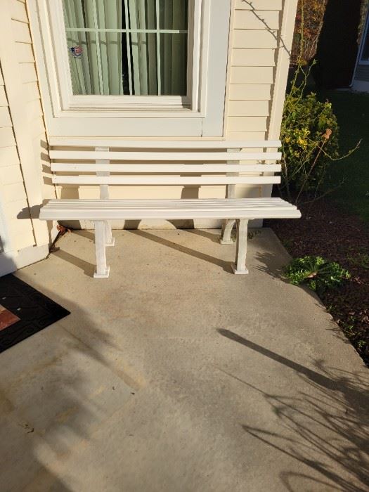 Estate Sale Greenbriar/Oceannaire in Waretown, NJ starts on 11/19/2022