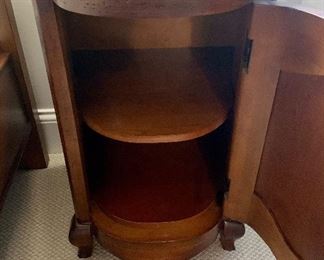24w x 18d x 29.5h Solid Wood Century Furniture Night Stand / End Table $185
