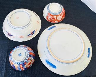 89______$50 
Lot of 4 bowls oriental 1'L is the widest one 