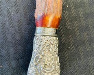 115______$100 
Henry Hobson & Sons Sheffield Horn carving set 