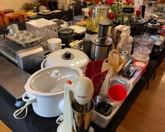 TABLES OF COOKWARE.   ALL LIKE NEW