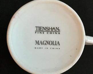 Tienshan Magnolia Dish Set 