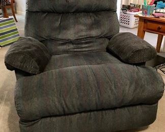 Massaging Recliner 