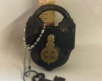 Mallory Wheeler Antique Lock with key