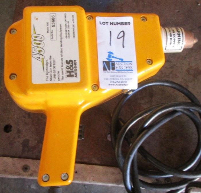 AUTOMOTIVE TOOLS, SUPPLIES AND COLLECTIBLES starts on 11/17/2022