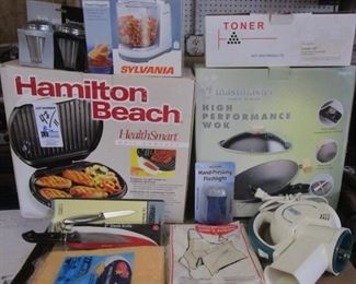 LOT OF 11 MISC HOUSE/KITCHEN ITEMS SOME NOS, INCLUDING HAMILTON BEACH FOOD  GRILL, FOOD CHOPPER, WOK AND MORE
