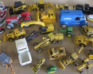 LOT OF TOYS	