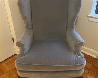 Comfy Wing Back Chair