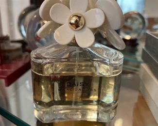 daisy by Marc Jacobs