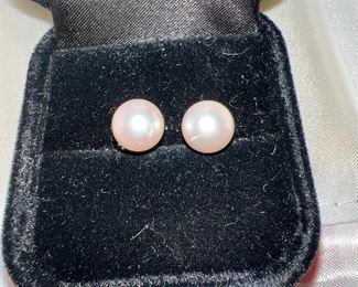 large pearl earrings