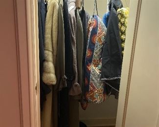 Coat Closet Fabulous Faux Fur Size 10