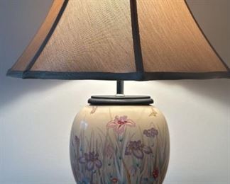 Vintage Murray Feiss Ceramic Asian Style Table Lamp with Shade