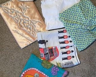 Vintage Tea Towels Aprons